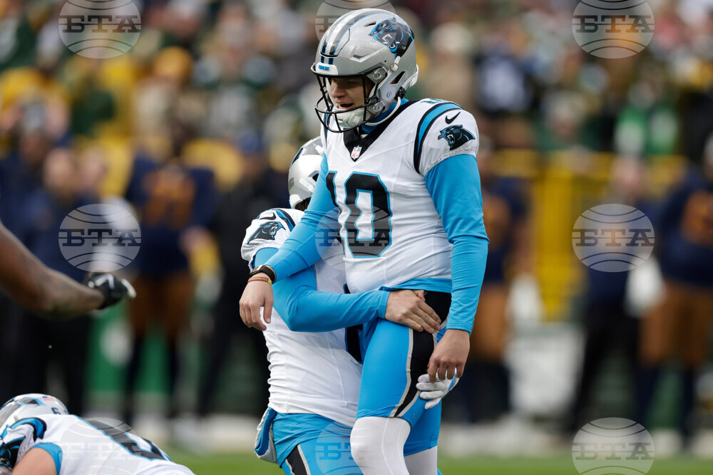 Panthers Packers Football