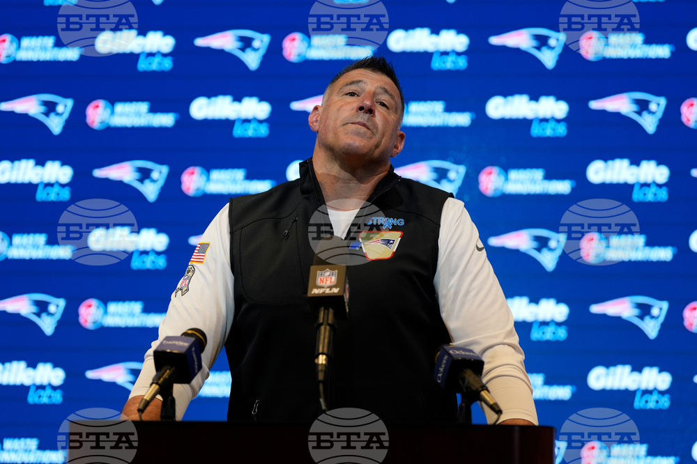 Falcons Patriots Football