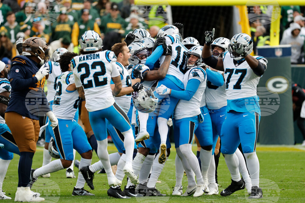 Panthers Packers Football