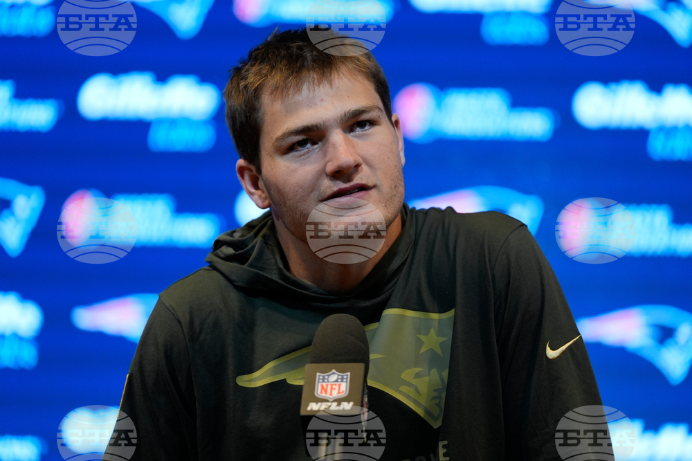 Falcons Patriots Football