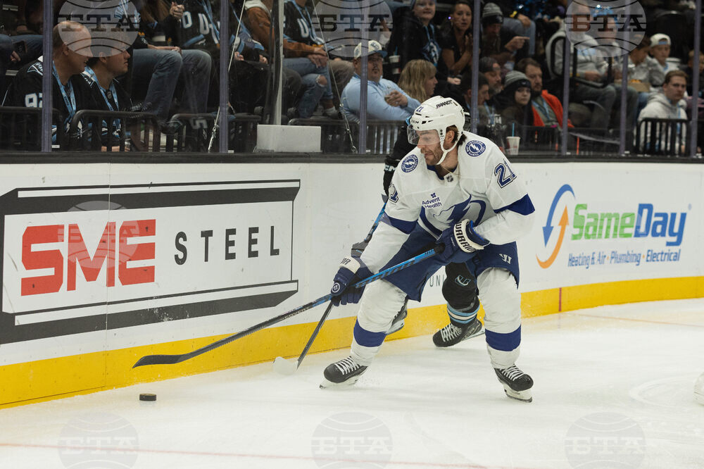 Lightning Mammoth Hockey