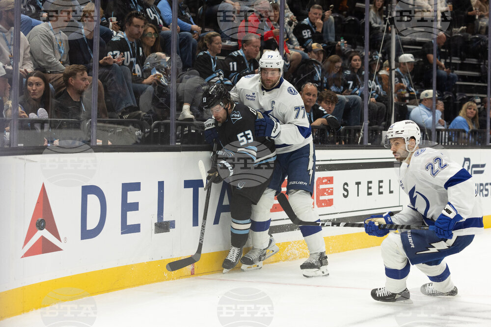 Lightning Mammoth Hockey