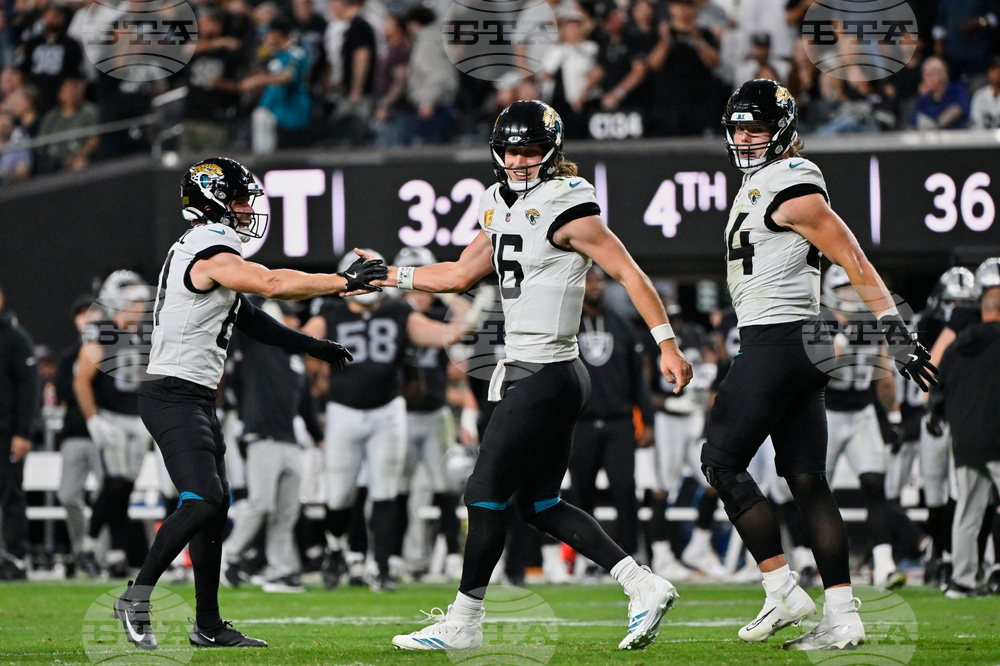 Jaguars Raiders Football