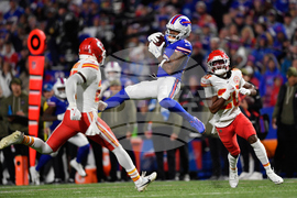 APTOPIX Chiefs Bills Football