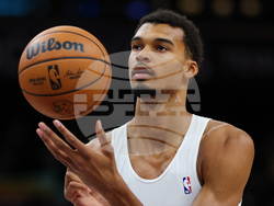 Spurs Suns Basketball