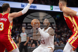 Hawks Cavaliers Basketball