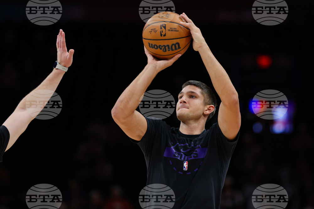 Spurs Suns Basketball