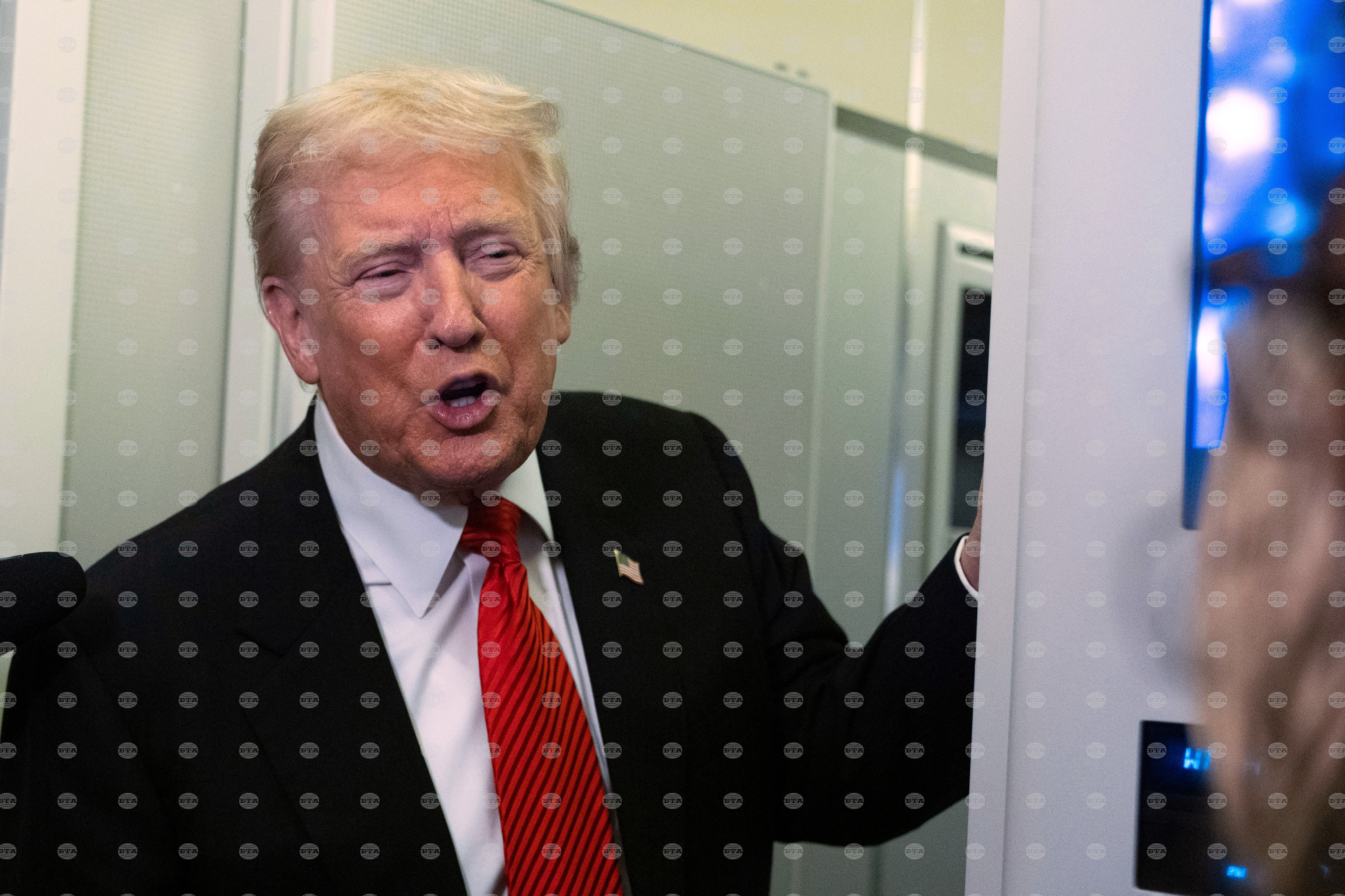 Тръмп каза, че няма да присъства на пледоариите във Върховния съд по въпроса за митата