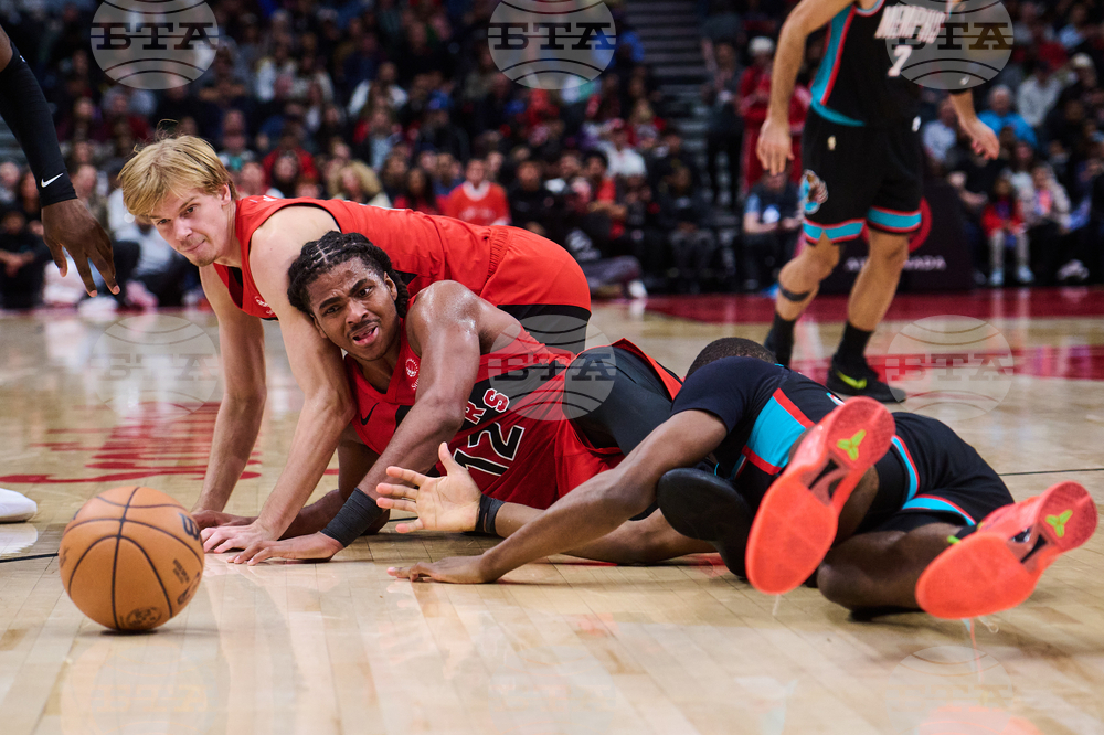 Grizzlies Raptors Basketball