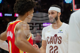 Hawks Cavaliers Basketball