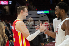 Hawks Cavaliers Basketball