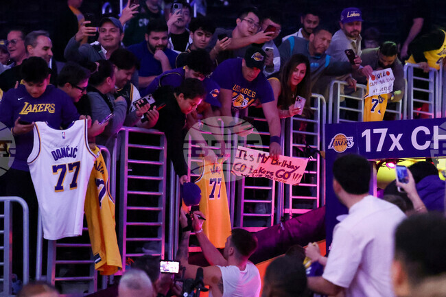 Heat Lakers Basketball