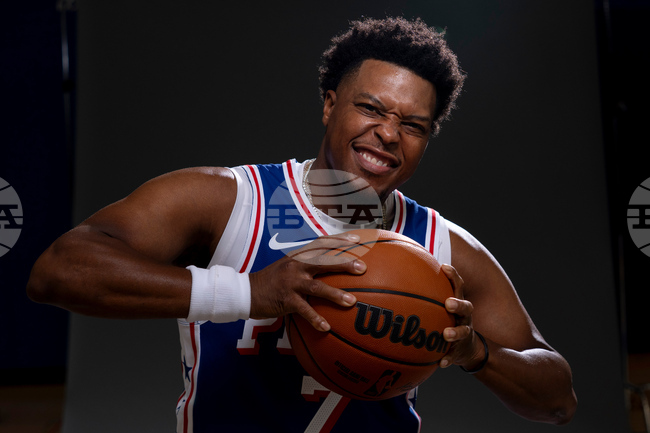 76ers Lowry 20 Seasons Basketball