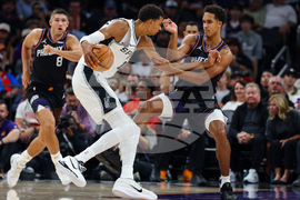 Spurs Suns Basketball