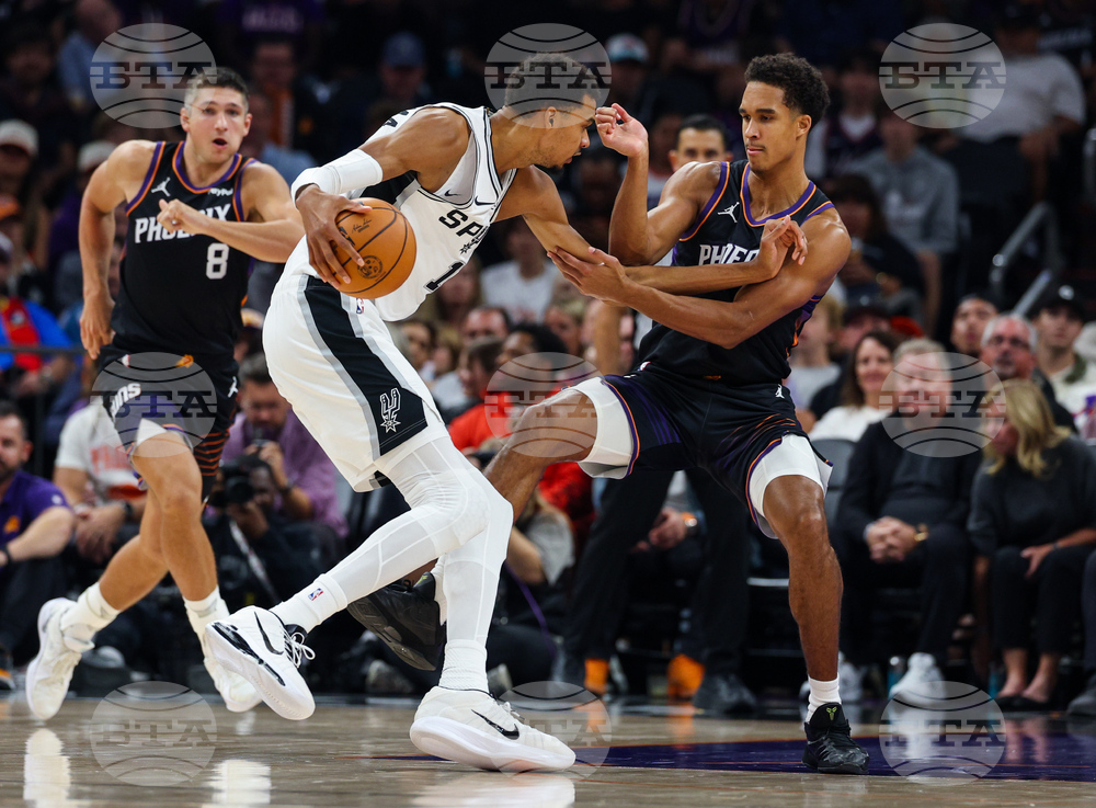 Spurs Suns Basketball