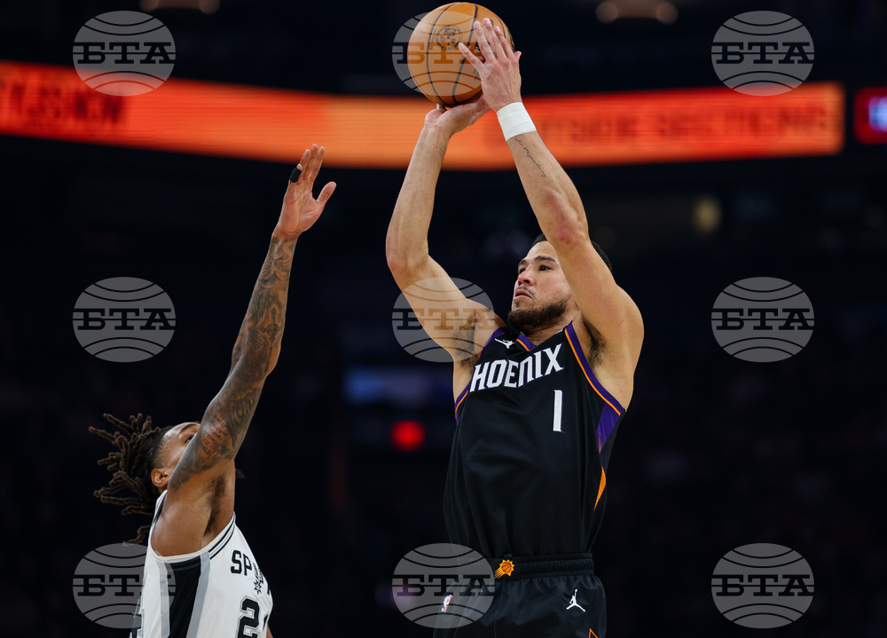 Spurs Suns Basketball