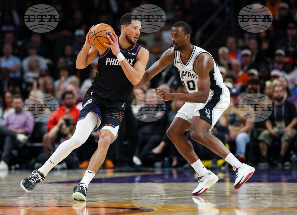 Spurs Suns Basketball