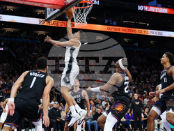 Spurs Suns Basketball