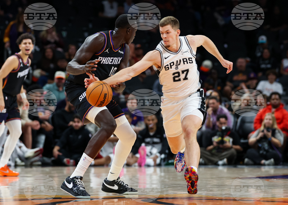 Spurs Suns Basketball