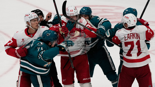 Новобранецът в НХЛ Матю Шефер с два гола за Айлендърс, Детройт надделя над Сан Хосе и настигна Монреал на върха в Атлантическата дивизия