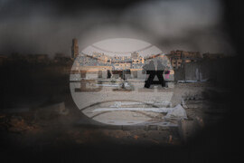 Mideast Wars Living in Cemeteries