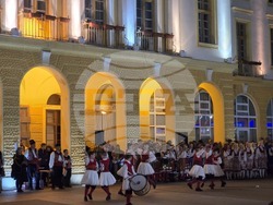 Сливен - "Хорото: Да, на Българското!"