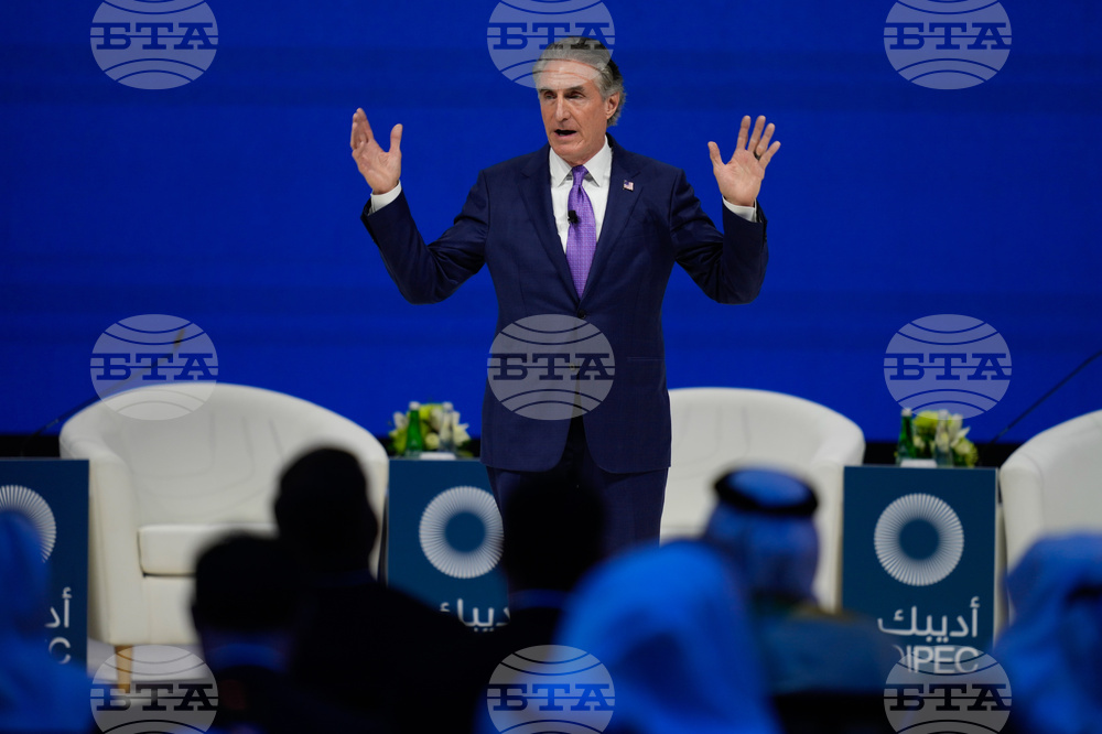 CORRECTION Emirates Oil Summit