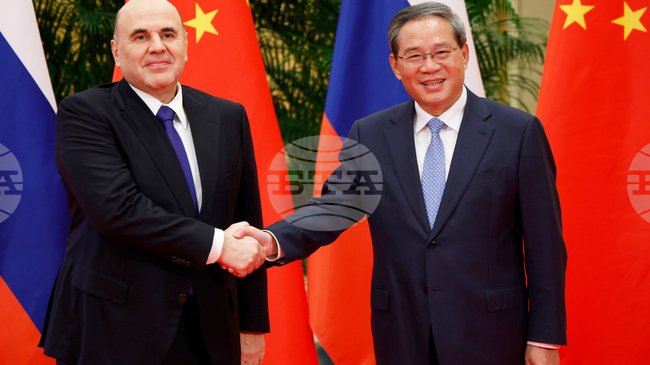 Премиерите на Русия и Китай проведоха неформална среща 