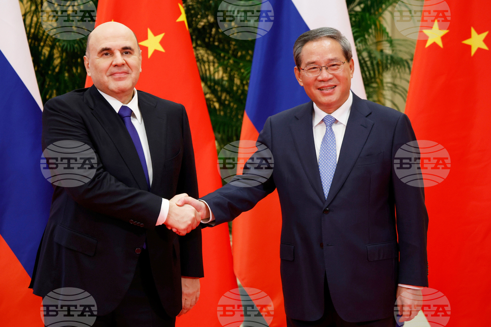 Премиерите на Русия и Китай проведоха неформална среща 