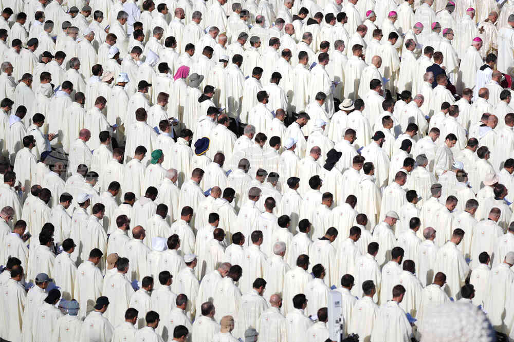 APTOPIX Vatican Pope