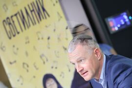 Централни хали - „Светилник: Че какво без песен е светът“ - инициатива