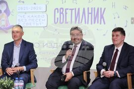 Централни хали - „Светилник: Че какво без песен е светът“ - инициатива