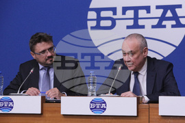 Национален пресклуб на БТА - договор - подписване