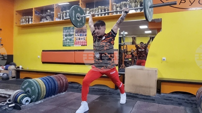 Русе посрещна европейския вицешампион по вдигане на тежести за мъже до 23 години Дениз Данев