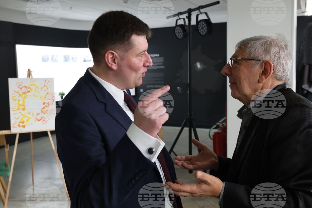 Централни хали - „Светилник: Че какво без песен е светът“ - инициатива