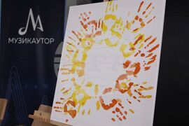 Централни хали - „Светилник: Че какво без песен е светът“ - инициатива