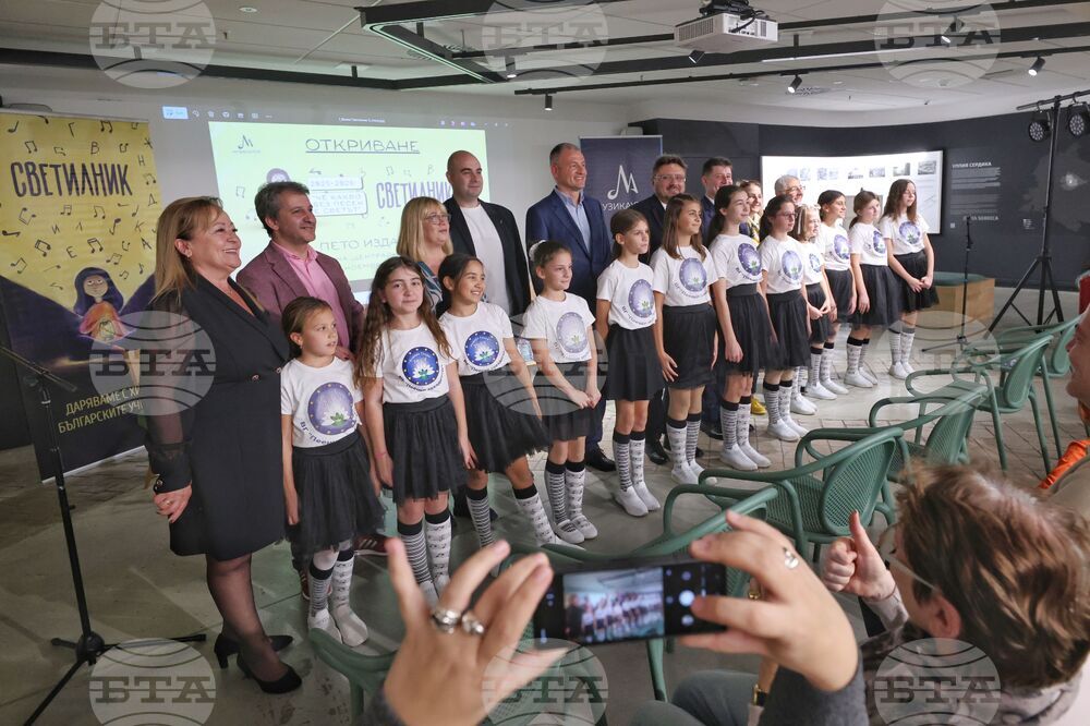 Централни хали - „Светилник: Че какво без песен е светът“ - инициатива