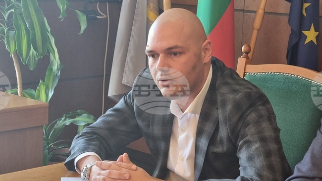 Всичко в работата ми ще бъде приоритет, каза новият заместник-кмет с ресор „Териториално развитие“ на Община Плевен