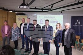 Централни хали - „Светилник: Че какво без песен е светът“ - инициатива