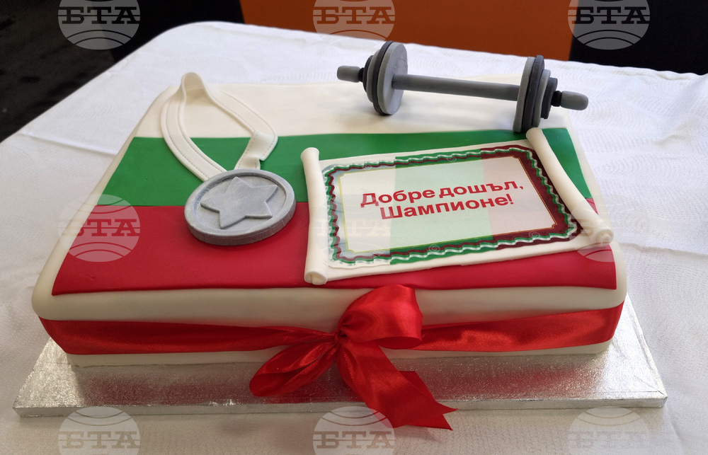 Русе - вдигане на тежести - Дениз Данев - посрещане