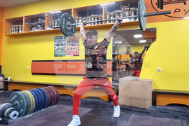 Русе - вдигане на тежести - Дениз Данев - посрещане