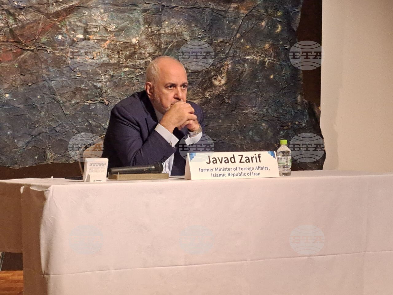 ИРНА: Бивш ирански министър заяви, че САЩ трябва да се откажат от илюзиите за капитулация на Иран и да се обърнат към „реални“ преговори