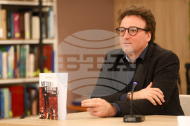 Илия Вълков - книга - „Медии и политика. Преплитане и влияние“ - представяне