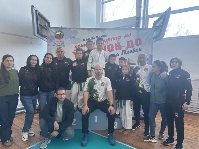 Община Банско: Четири медала за таекуондо клуб „Хоук“ – Банско от Купа Плевен 2025