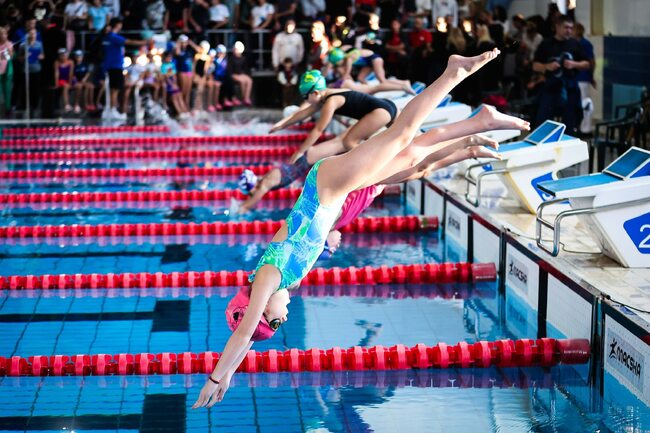 Победителите в 27-мото издание на плувния турнир "Стефан Попов-Замората" бяха излъчени сред 550 участващи деца от 43 клуба