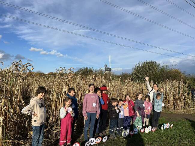 Състояха се поредни уроци по български език на открито, част от поредицата „Български език накрак” на училище „Аз Буки Веди” в Кьолн