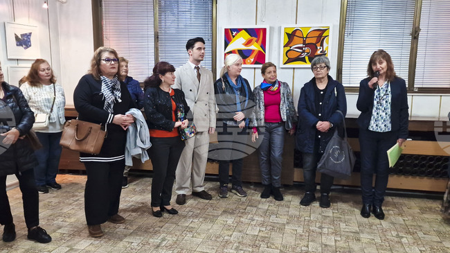 В Деня на българския художник в Търговище бе представена изложбата „Есенна“ на Сдружение „Художниците на Търговище“