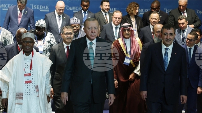 АА: Ислямските страни дадоха началото на специална програма за подкрепа на Сирия, обяви президентът Ердоган