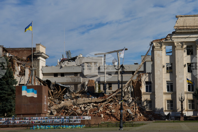 Най-малко един убит и 17 ранени при нови руски атаки срещу Украйна 