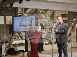 Литературни награди „Перото"